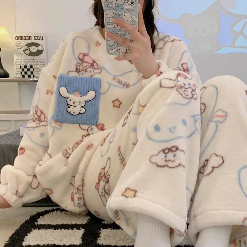 レディースパジャマ ハローキティ 秋冬 コーラルベルベット  - Winter Clothes のレビューと価格