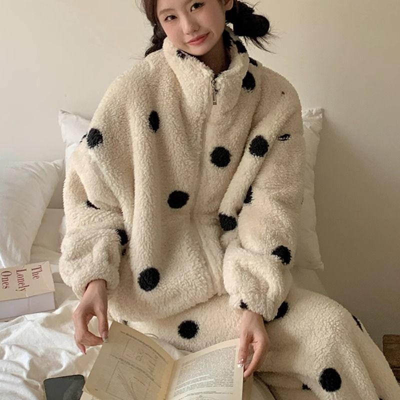 プラスサイズ 300 Pou コーラル Fce パジャマ S - Winter Clothes のレビューと価格