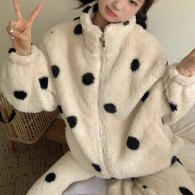 プラスサイズ 300 Pou コーラル Fce パジャマ S - Winter Clothes のレビューと価格